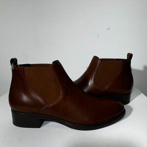NWOT GEOX Respire Brown Ankle Boots - Size 9 1/2